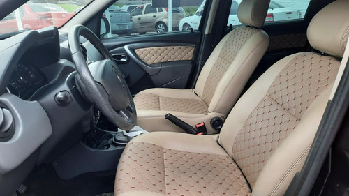 Imagem 9 de 15 de Renault Duster Techroad 2.0 Preto 2014