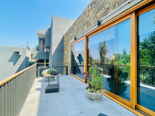 Lujoso Loft Arriendo, 1d /1b / 2 Est / S.c.apoquindo