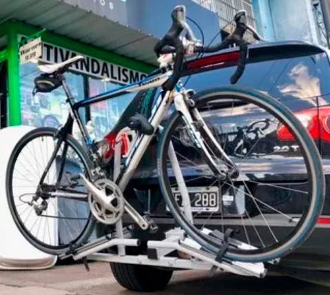 Imagen 4 de 7 de Porta Bicicleta Para Enganche Bocha Remolque Iael Jb-030
