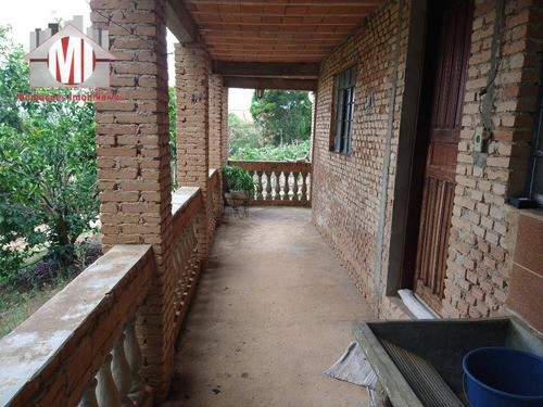 Chácara Com Escritura Em Ótimo Bairro, 03 Dormitórios, Pomar E Linda Vista À Venda, 1610 M² Por R$ 275.000 - Zona Rural - Pinhalzinho/sp - Ch0619