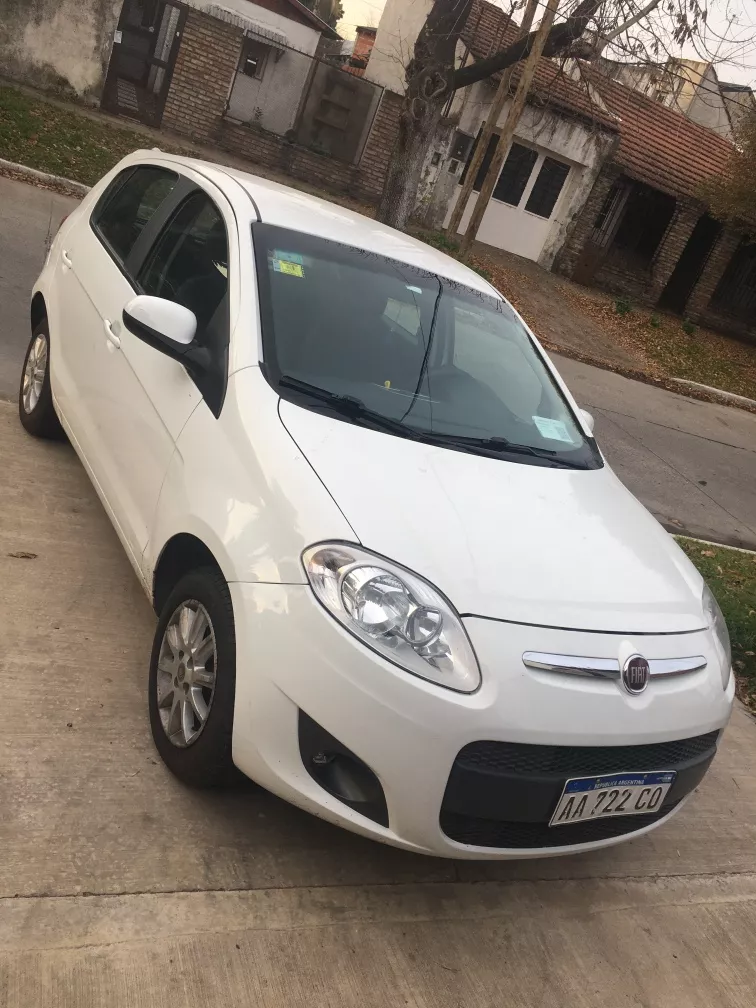 Fiat Palio 1.4 Attractive 85cv