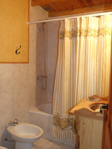 Imagen 9 de 14 de Bariloche-cabaña Vista Al Lago-max. 4 Pers-desde $15.000/dia