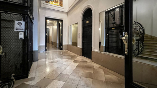 Imagen 10 de 30 de Departamento 5 Amb Venta Recoleta A Reciclar