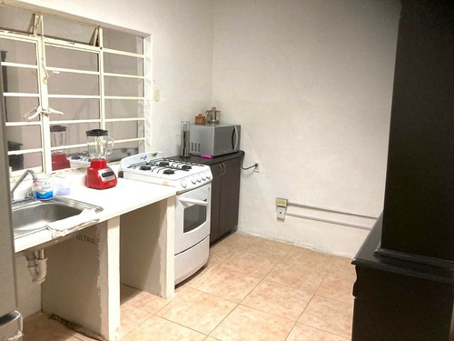Casa En Venta, Col Anahuac, Excelente Ubicación.