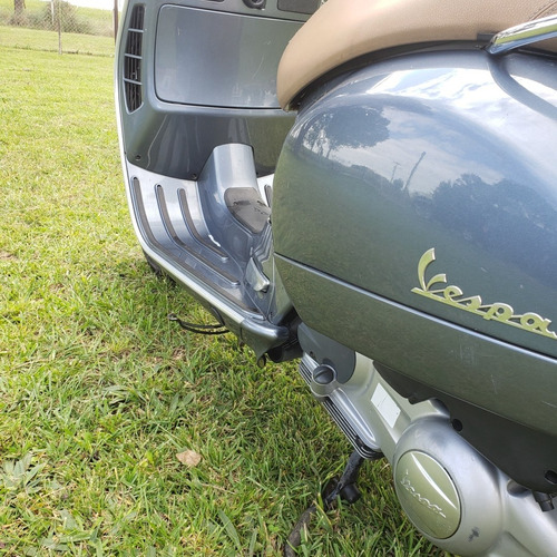 Vespa 300 Gts