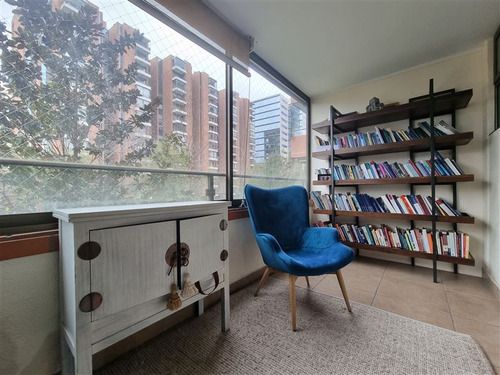 Departamento En Venta De 4 Dorm. En Las Condes