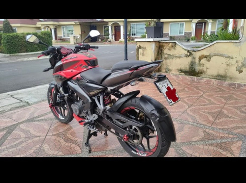 Vendo Pulsar Ns200, Muy Bien Cuidada, Mantenimientos Al Día