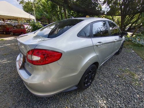 Ford Fiesta 2013