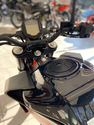 Imagen 8 de 25 de Ktm Duke 250 Stock Fisico - Dolar Simpa