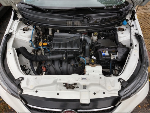 Imagen 11 de 14 de Fiat Cronos 2019 1.8 16v Precision
