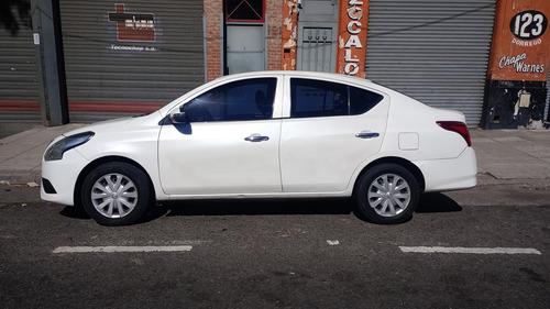 Nissan Versa 1.6 Sense Mt