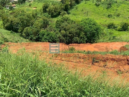 Edinaldo Santos - Condomínio Parque Da Cachoeira, Granja De 3.170 M2 - 843