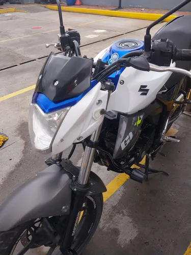 Vendo Suzuki Gixxer 150 Cc Modelo 2020 Soat Octubre 2025