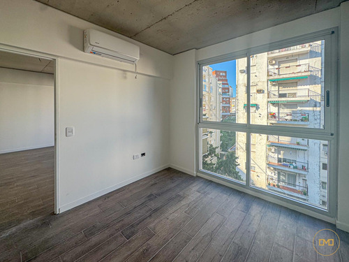 2 Amb · Suite · Toilete · Luminoso · 55m2