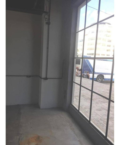 Imagen 19 de 30 de Local En Condominios Con Explanada A La Bahia***************