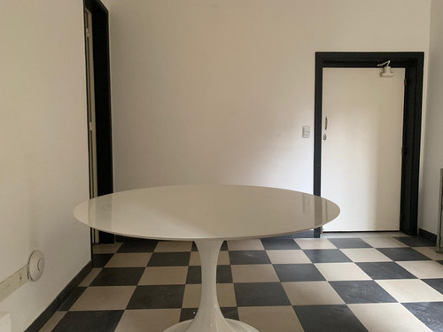 Categoria , Piso En La Mejor Zona De Recoleta , Estilo Frances.