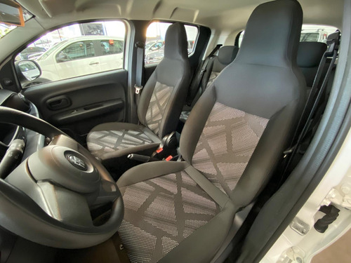 Fiat Mobi Like 1.0 05 Passageiros