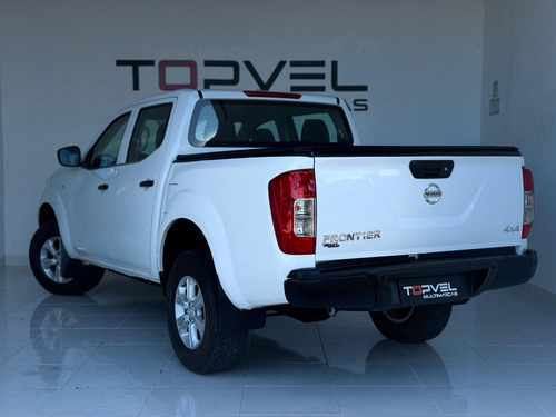 Nissan Frontier 2.3 TB Diesel Mec.