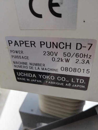 Taladro Electrico Para Papel Uchida Paper Punch D-7 (Usado)