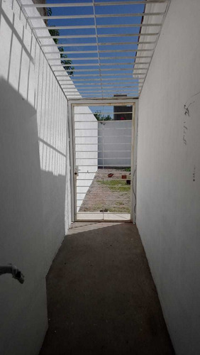 Casa En Venta De 3 Dormitorios En Barrio Las Margaritas