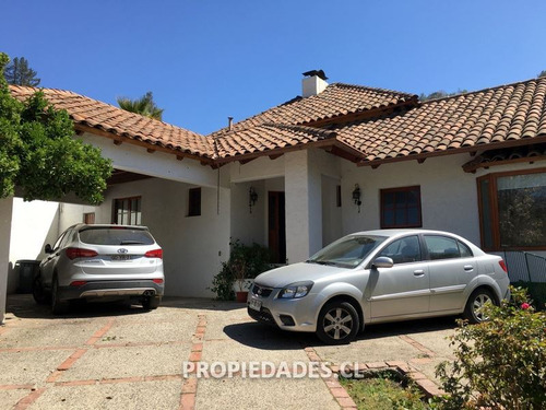 Casa En Condominio En Venta En Lo Barnechea