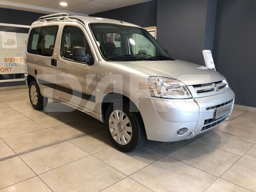 Imagen 7 de 25 de Citroën Berlingo 2023 1.6 Xtr 115 Am18