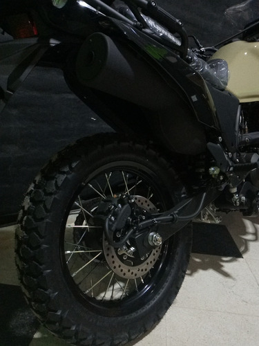 Imagen 10 de 15 de Motocicleta Kawasaki Klr 650 2023 0km - Linea Nueva