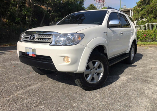 Toyota Fortuner 4x4