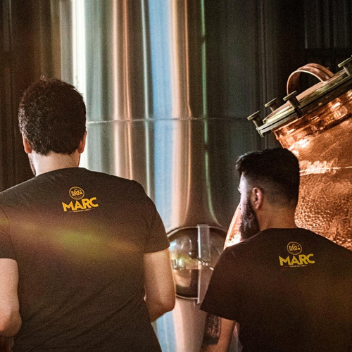 Imagem 4 de 6 de Cachaça Marc Clássica Pura Premium De Alambique