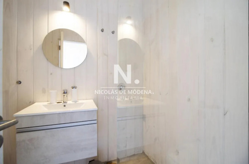 Vende Casa Con Vista Al Mar De 3 Dormitorios En Suite, En Jose Ignacio.