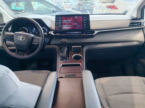 Toyota Sienna Híbrido 2022