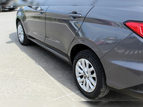 Fiat Cronos 1.8 Drive At