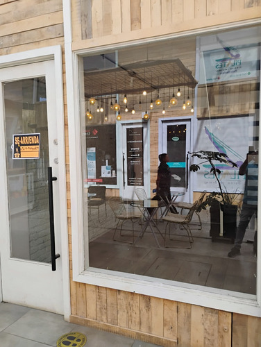 Se Arrienda Moderno Y Céntrico Local Comercial