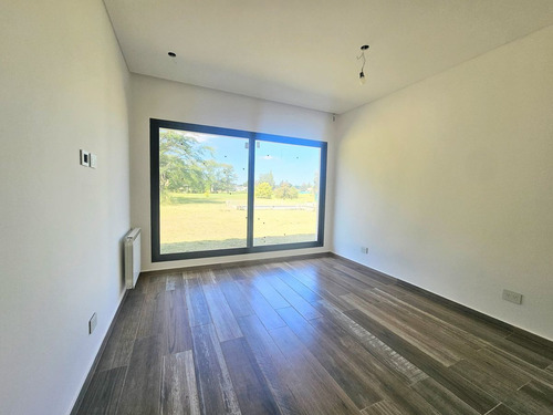 Casa Venta 4 Ambientes Everlinks Lujan Con Piscina