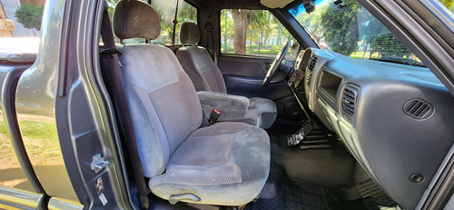 Chevrolet S10 2.4 Advantage Cab. Simples 4x2 Flexpower 2p