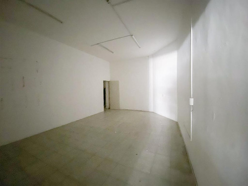 Local En Renta Pino Suarez Centro León Gto 300 M2