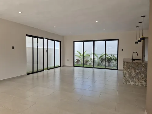 Boca Del Río, Casa En Venta Nueva Con Buenos Acabados.