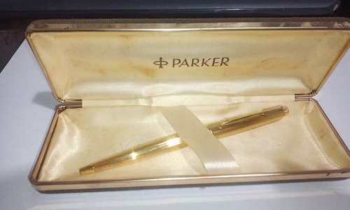 Bolígrafo Parker Enchapado En Oro.