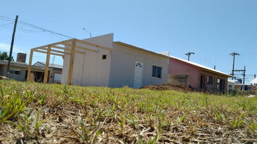 Pre Fabricada Monoambiente 25 M2 Estilo Minimalista
