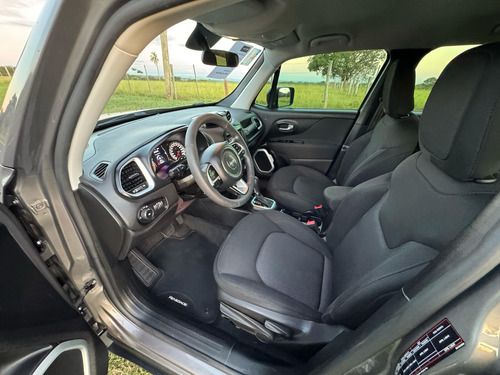 Jeep Renegade 1.8 Flex Aut. 5p