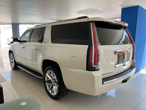 Chevrolet Suburban 5.3 Ltz V8 4wd 2da Cubo At