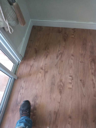 Imagem 5 de 5 de Piso Vinílico Em Laminado