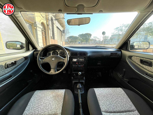 Imagen 8 de 11 de Nissan Sentra B13