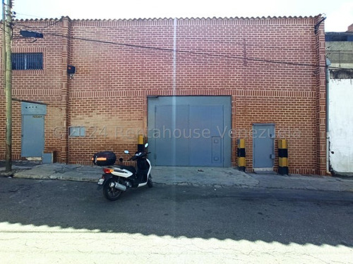 Local Comercial En Venta, La Yaguara Mls #24-20557 Sc