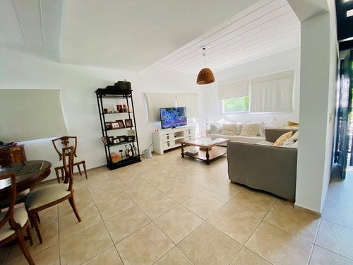 Imagen 5 de 23 de Imperdible Casa En Venta Barrio La Comarca, 3 Habitaciones Con Piscina!!!