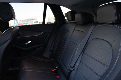 Imagen 14 de 14 de Mercedes-benz Clase Glc 2.0 300 Off Road At 2020