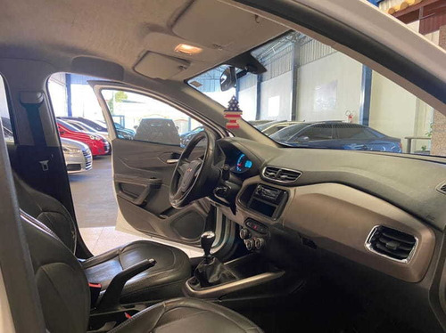 Imagem 8 de 11 de Chevrolet Prisma 1.4mt Lt