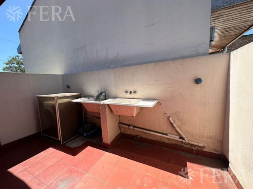 Alquiler De Departamento 2 Ambientes Con Balcón En Quilmes Oeste