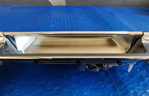 Maçaneta Externa Caçamba Hilux 17 18 19 20 21 2022 2023 2024 (Usado)