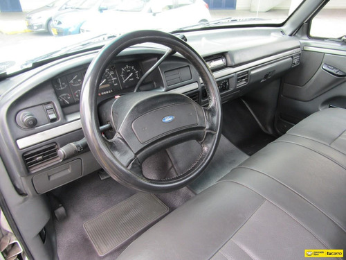 Ford F-150 5.0 Xlt 4x2